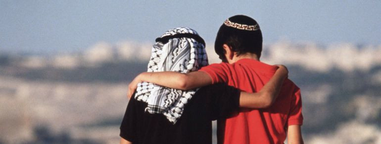Enfants israélien et palestinien - Imagine un monde de paix